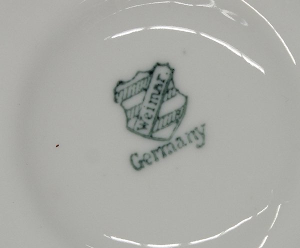 English and Continental porcelain oyster plates, late  - 4