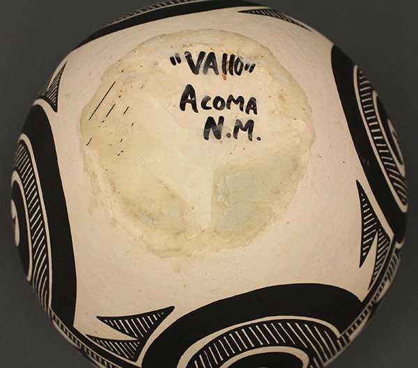 Acoma pottery bowl - 10