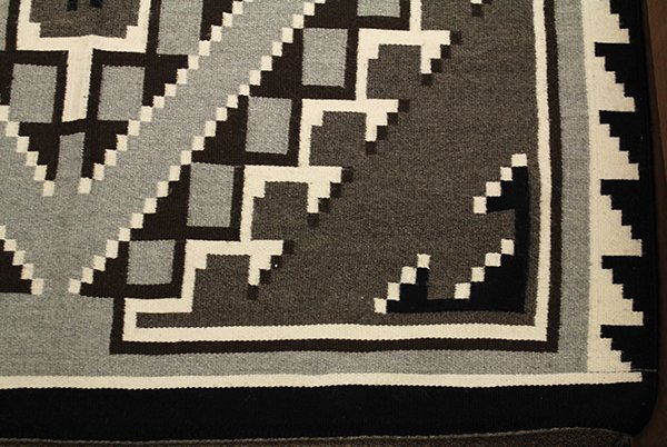 Navajo Two Grey Hills carpet - 4