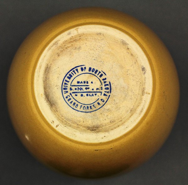 Art pottery vases, early to mid 20th century - 6