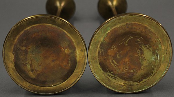 Pair of brass candlesticks, early 20th century - 8