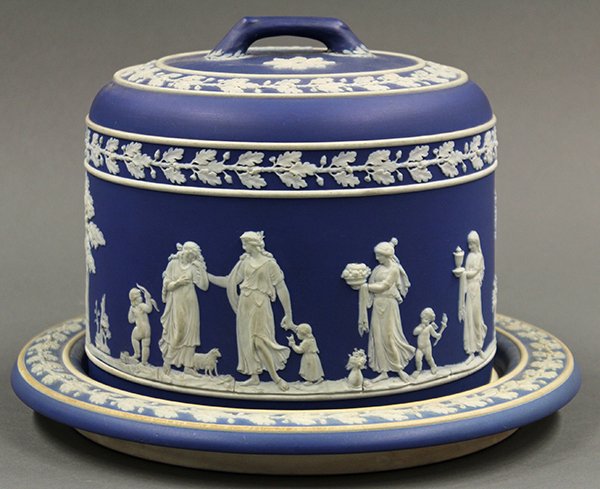 Classic Wedgwood blue Jasperware cheese keeper, circa 1 - 4