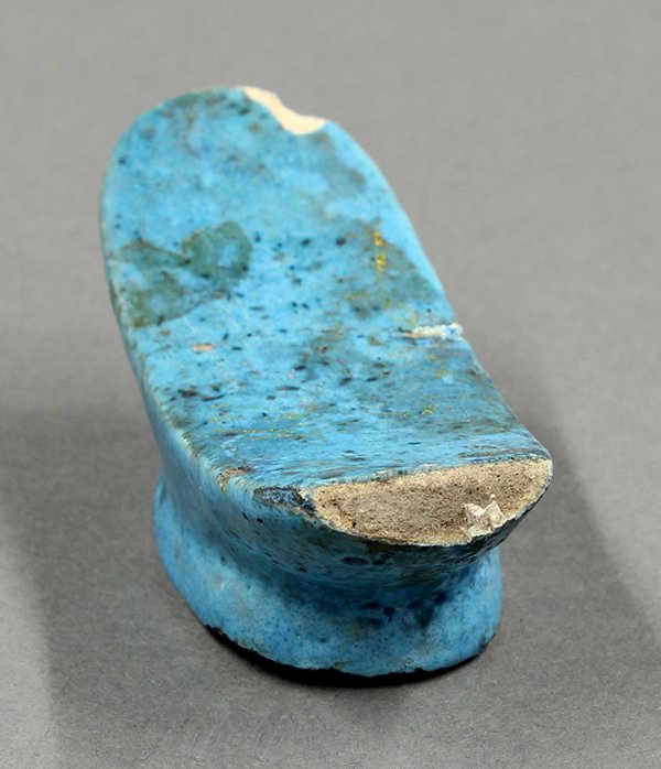 Faience head rest - 2