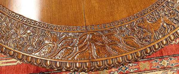 Continental Renaissance style walnut table - 3