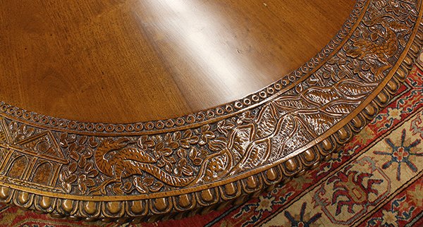 Continental Renaissance style walnut table - 6