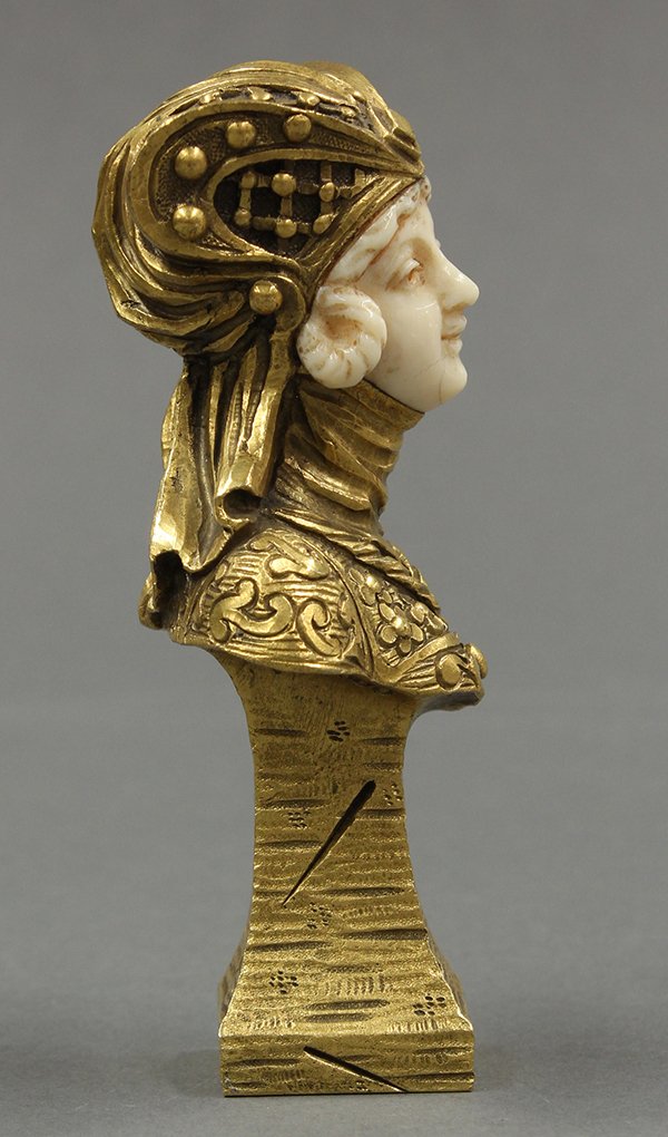 Sculpture, Eugene Bernoud, Woman in Medieval Dress - 2