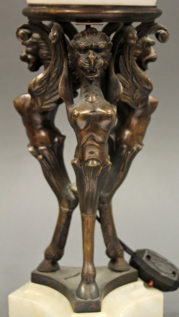 Continental alabaster and patinated bronze table lamp - 7