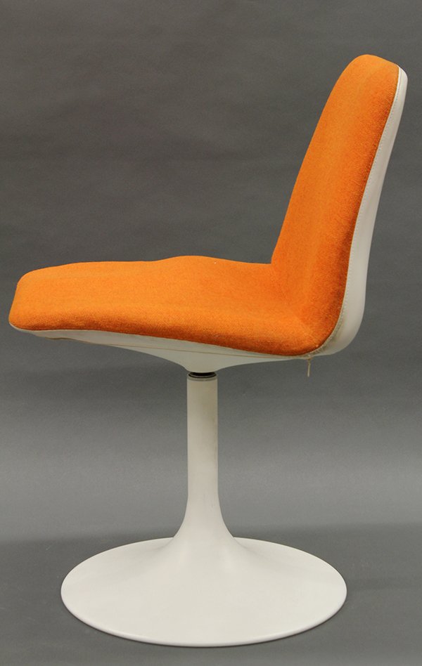 Saarinen style padded Tulip chairs - 2