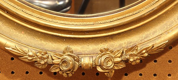 American Victorian giltwood carved wall mirror - 2
