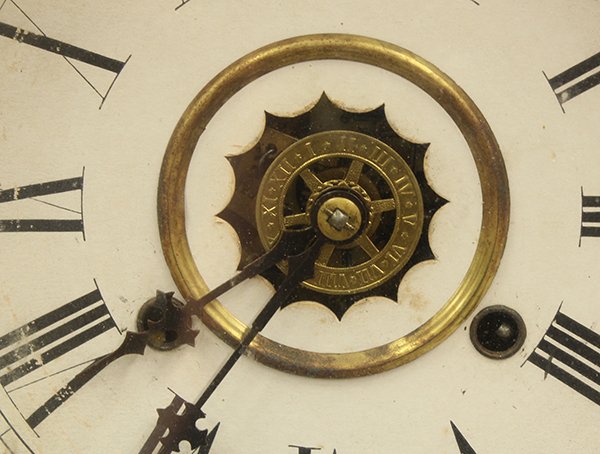 Waterbury 'Oswego' double dial calendar clock - 3