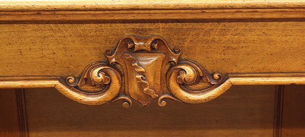 Renaissance Revival sideboard or desk - 4