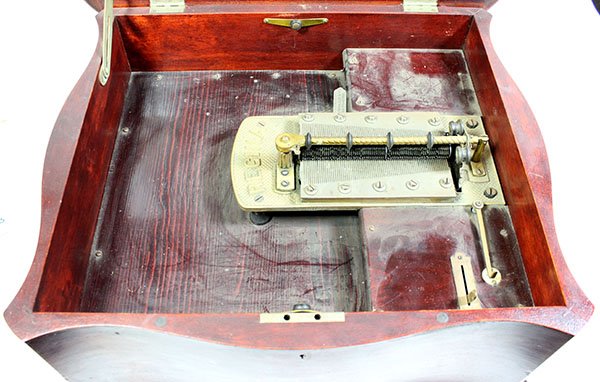 Regina music box - 4