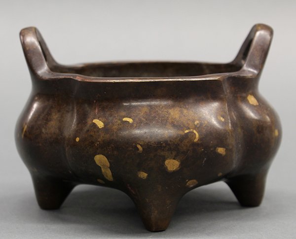 Chinese gold splashed bronze censer