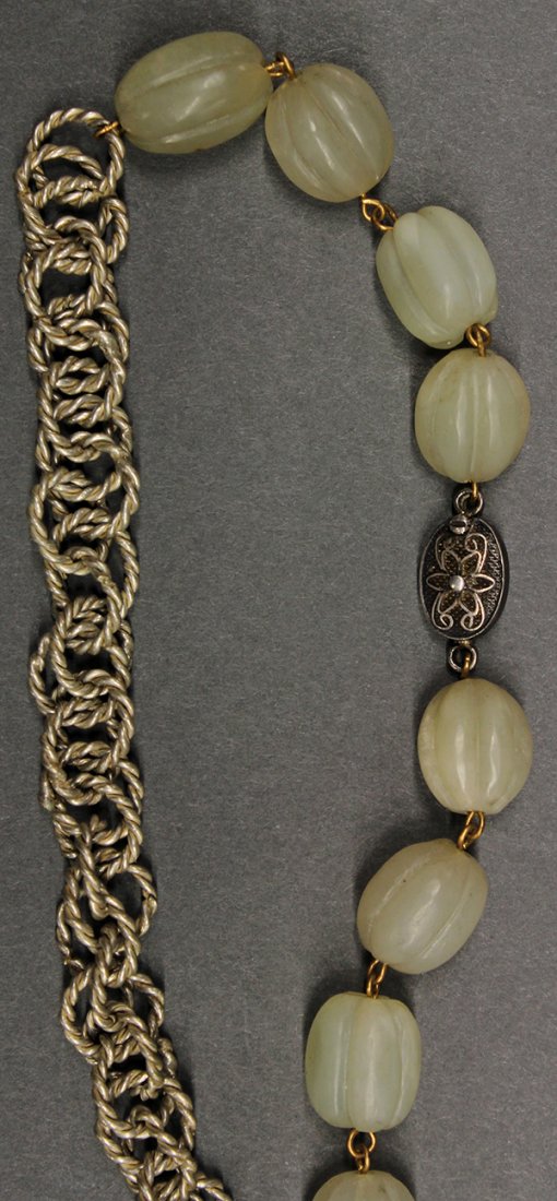 Chinese Jade Necklace with Bird Roundel - 4