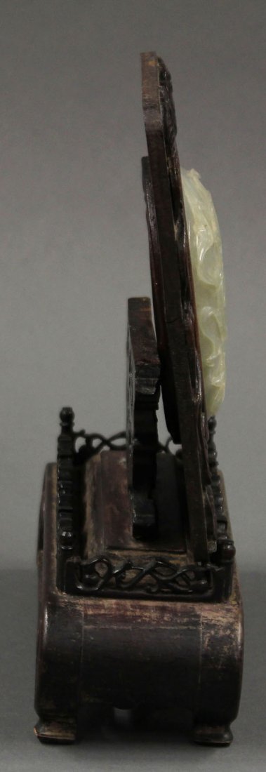 Chinese Jade and Wood Table Screen - 4