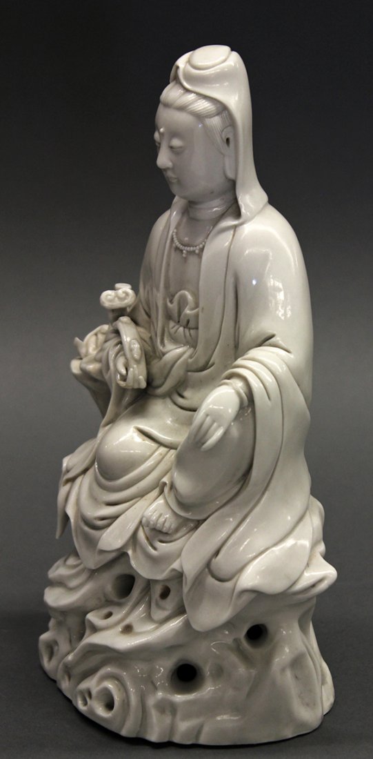 Chinese Blanc de chine Guanyin - 2