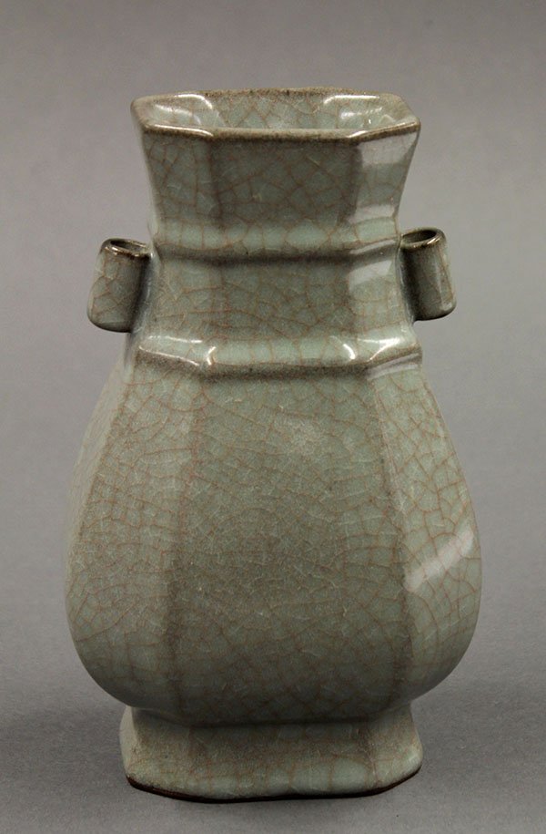 Chinese Guan-type Arrow Vase - 2