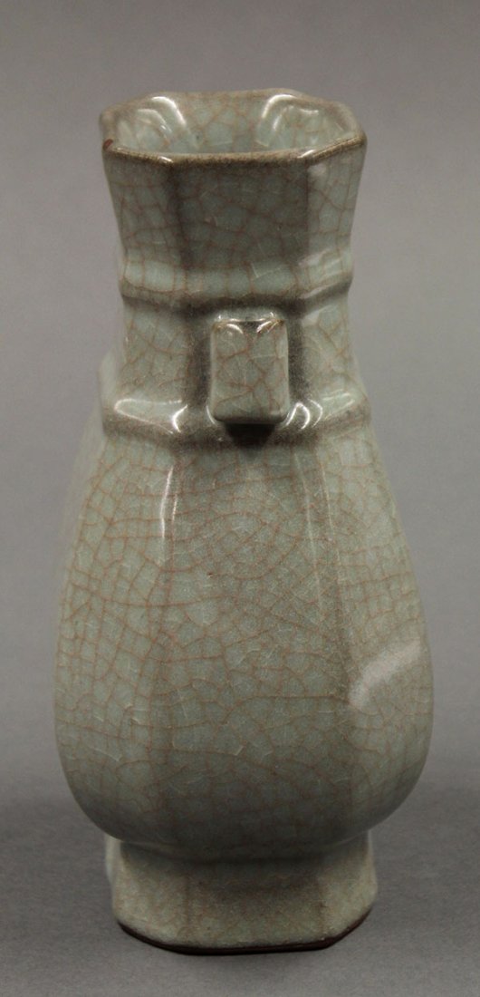 Chinese Guan-type Arrow Vase - 3