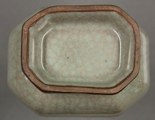 Chinese Guan-type Arrow Vase - 6