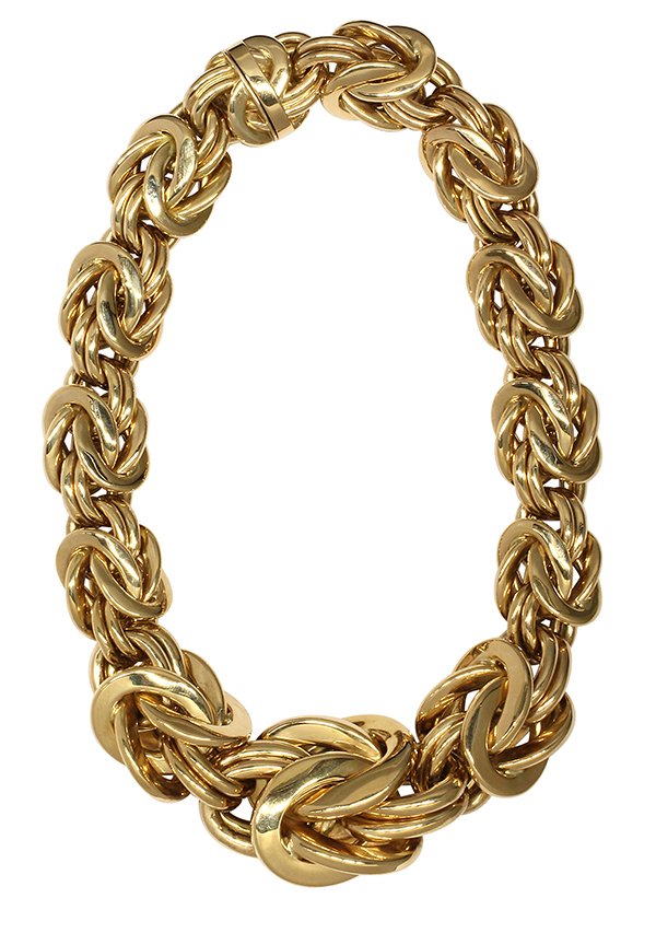 Yellow gold heavy interlocking link necklace