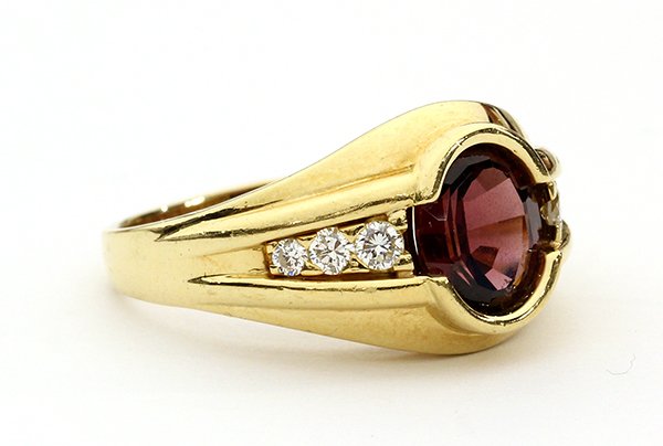 Gentleman's yellow gold garnet diamond ring - 3