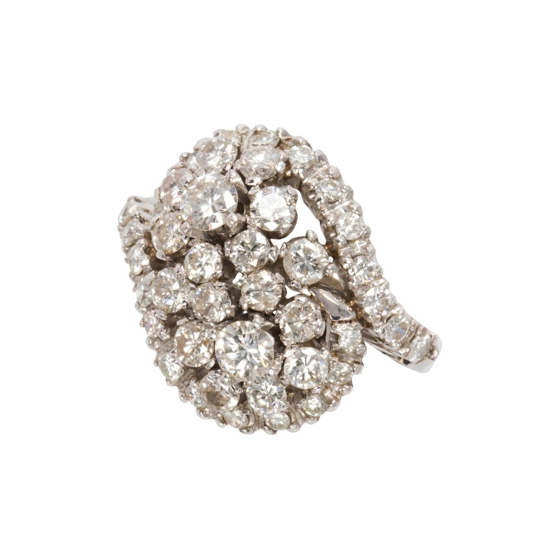 A diamond and platinum ring - 2