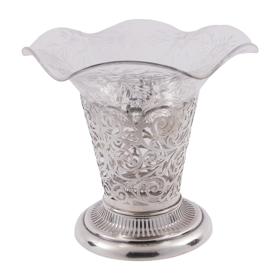 An American Watson Co Art Nouveau Vase: An American Watson Co Art Nouveau etched glass vase with sterling base, the reticulated base, monogrammed. 7.75"h, 7.33 troy oz