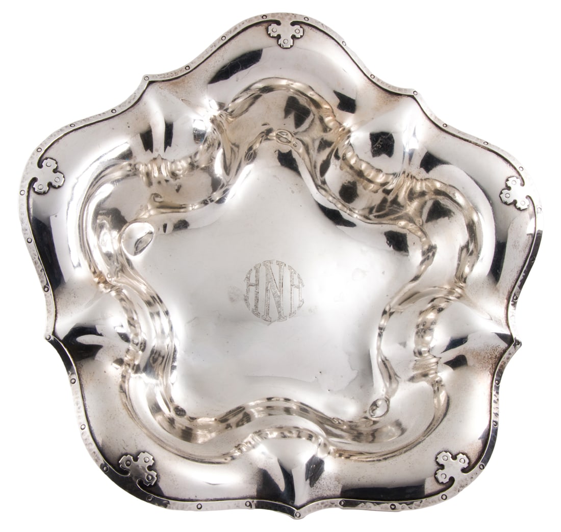 An American Arts and Crafts Carmel Pattern Sterling Bowl: An American Arts and Crafts Wallace Carmel pattern sterling bowl, monogrammed 'HNH', 11.8 troy oz