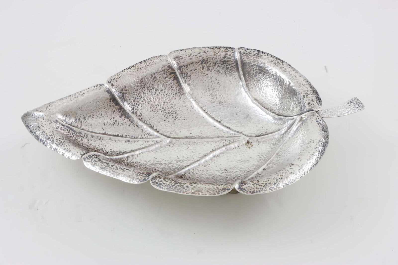 A 900-Silver Leaf Form Bowl - 2
