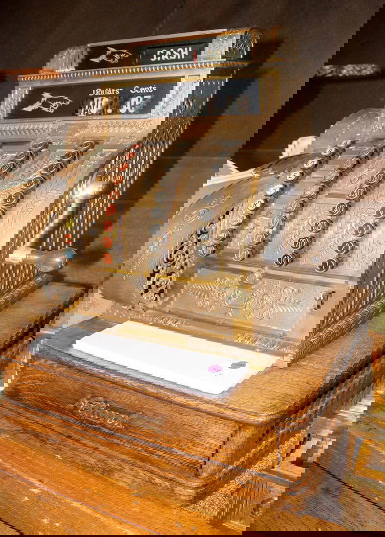 A National brass cash register on oak base (1 of 3)