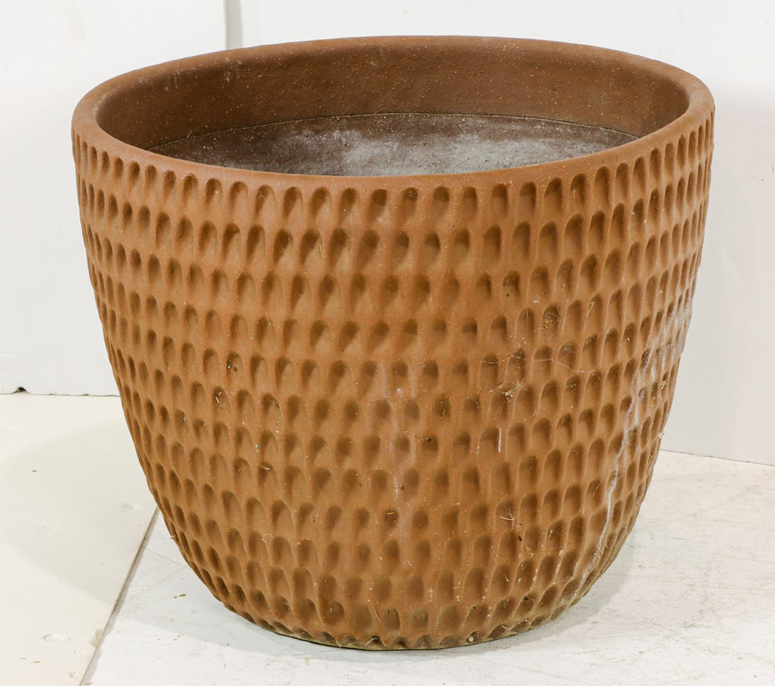 A large Stan Bitters for Hans Sumpf stoneware thumbprint pot (1 of 5)