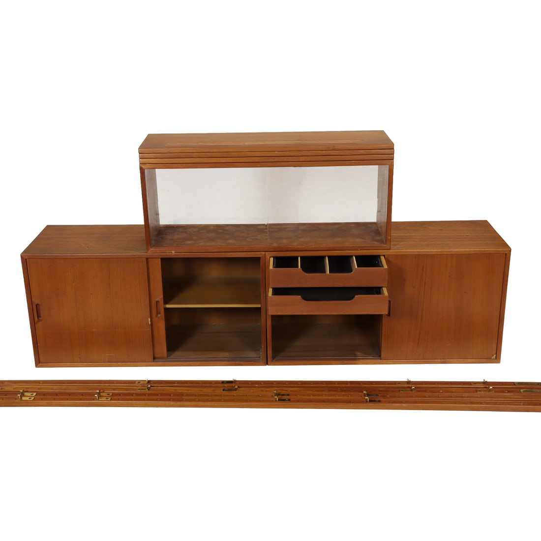 A Danish modern modular wall unit - 4