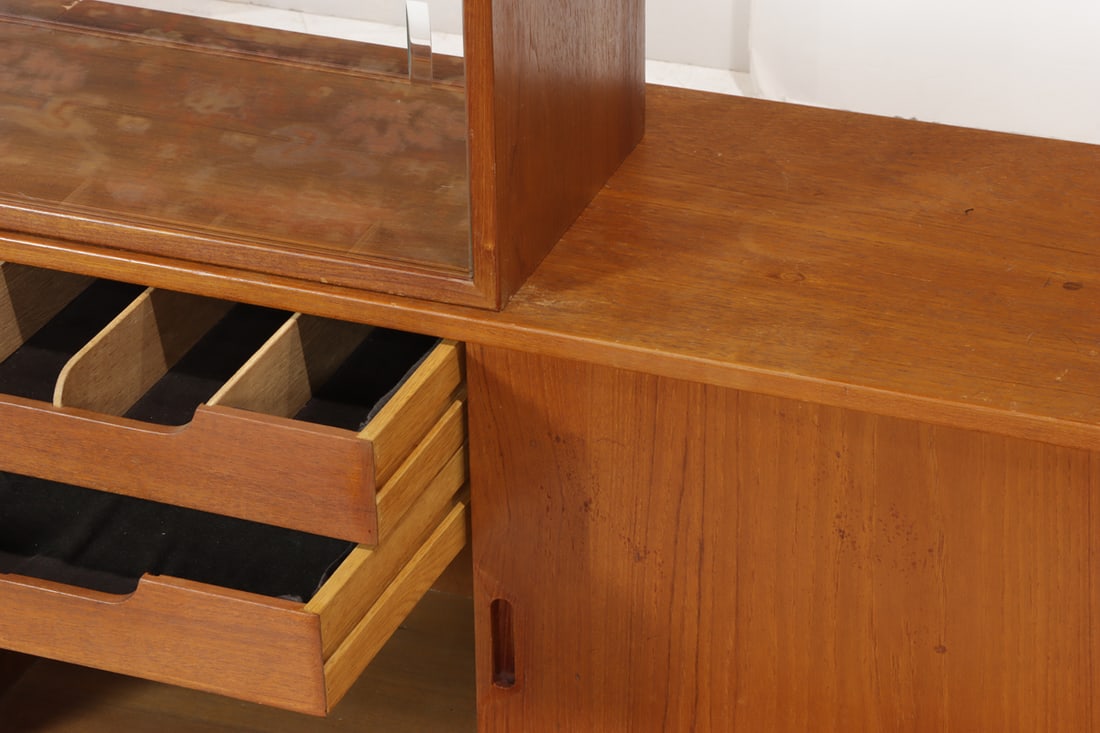 A Danish modern modular wall unit - 5