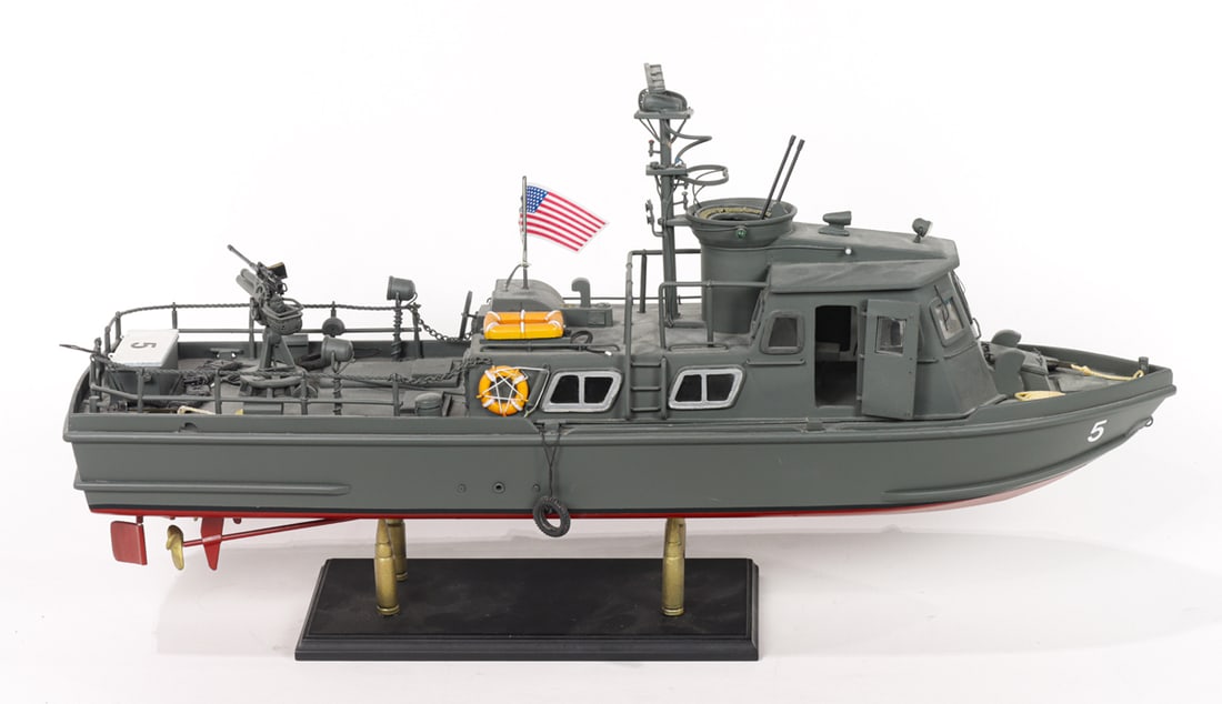 Two US swift boat models - 3