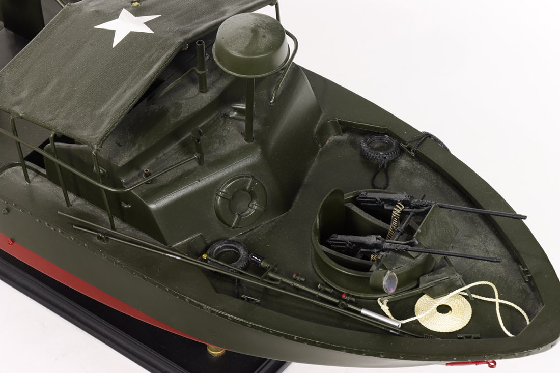 Two US swift boat models - 4