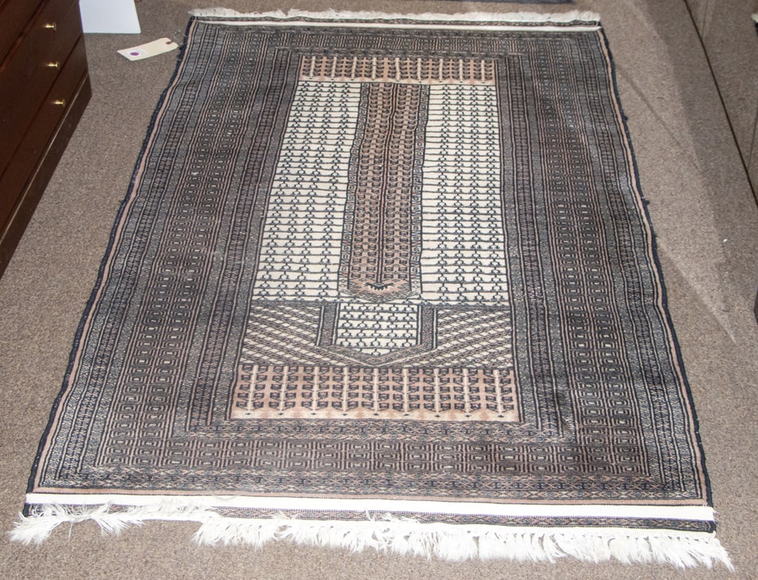 A Pakistani carpet: A Pakistani carpet, 3' x 4'11"
