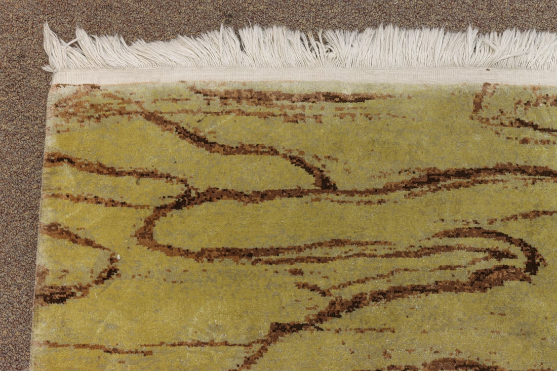 A contemporary silk carpet - 3