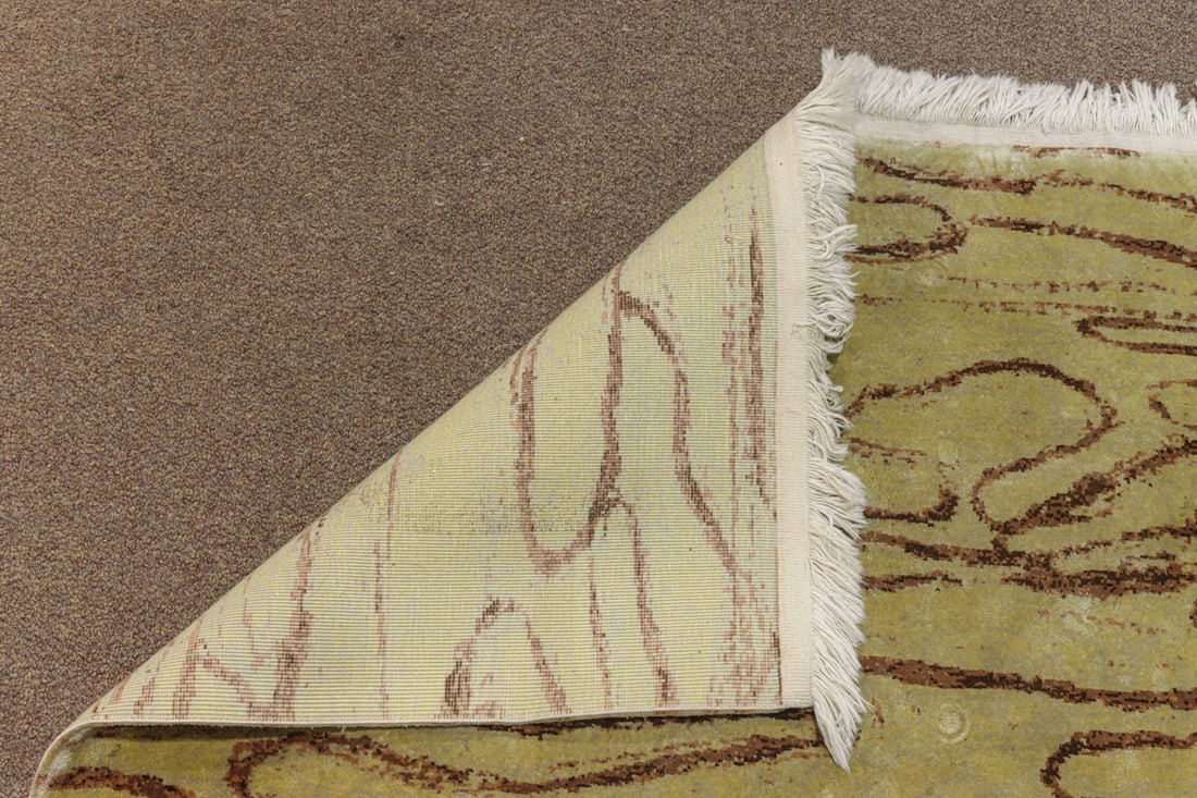 A contemporary silk carpet - 4