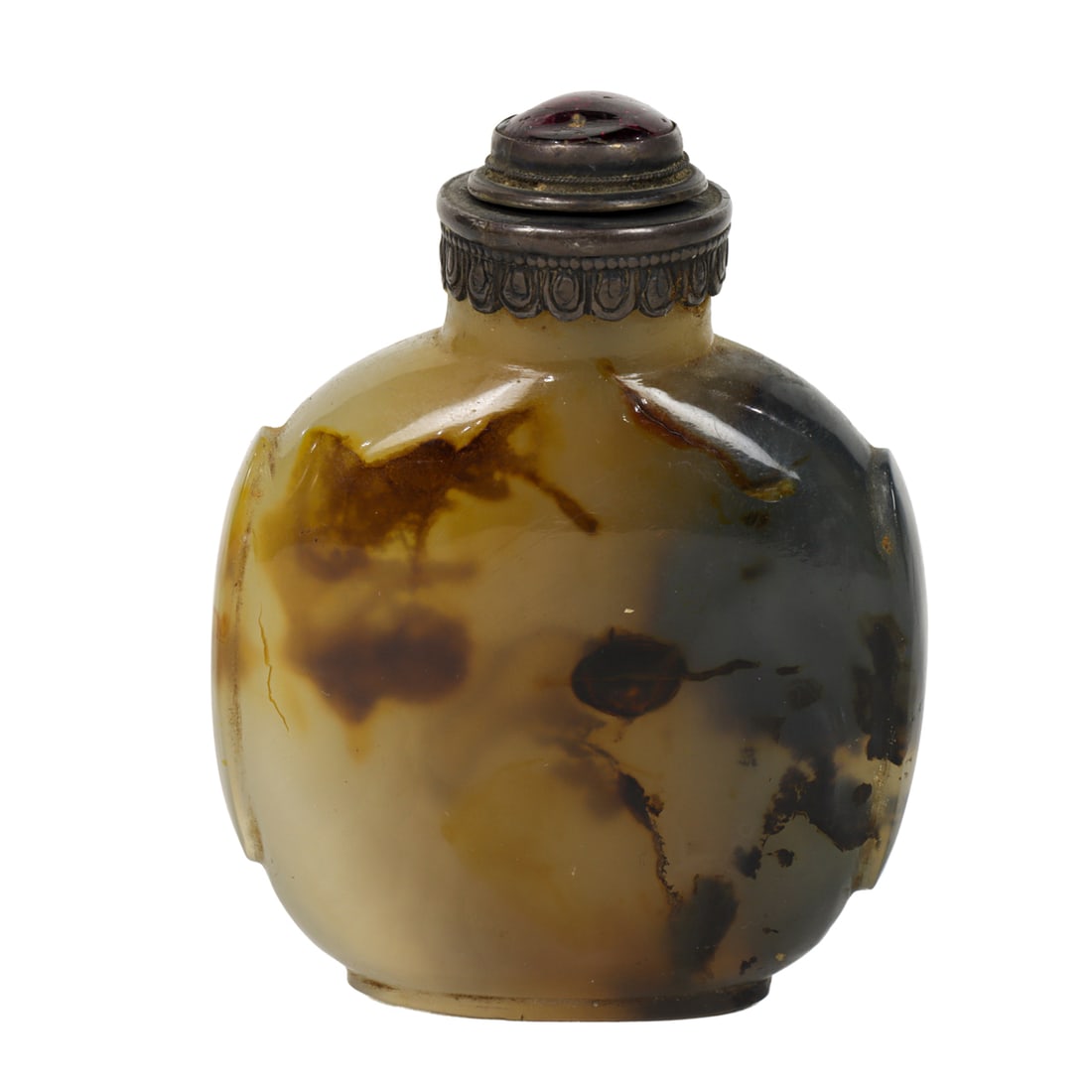 A Chinese shadow agate snuff bottle (1 of 4)
