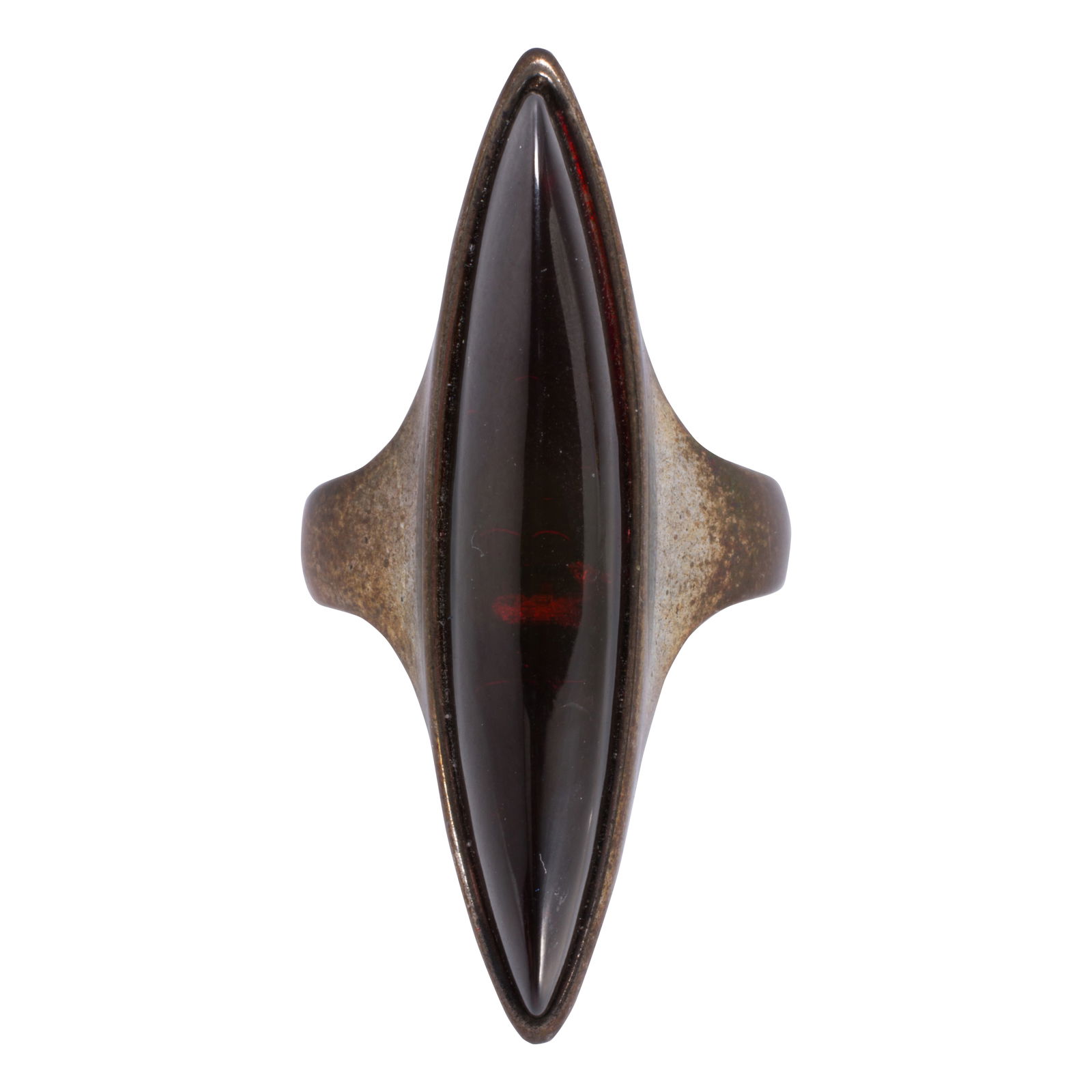 A Valero garnet and silver ring - 2