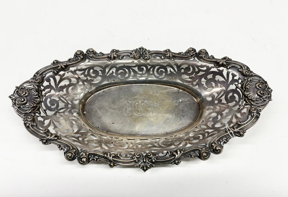 An American George W Shiebler and Co Sterling Bread Tray (1 of 1)
