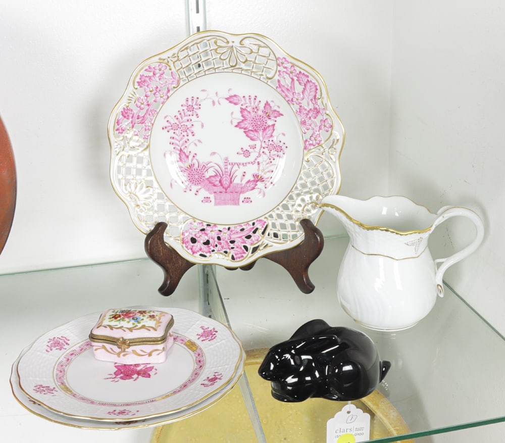 A group of Herend, Limoges and Baccarat Glass and Porcelain: A group of Herend, Limoges and Baccarat glass and porcelain, the first group of Herend, comprising (1) reticulated plate in the Chinese Bouquet pattern, 8229 84081D, 8.5?dia; (1) pitcher, 1632-0-00/OR