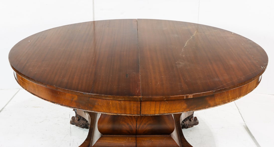 An Empire Revival dining table - 3