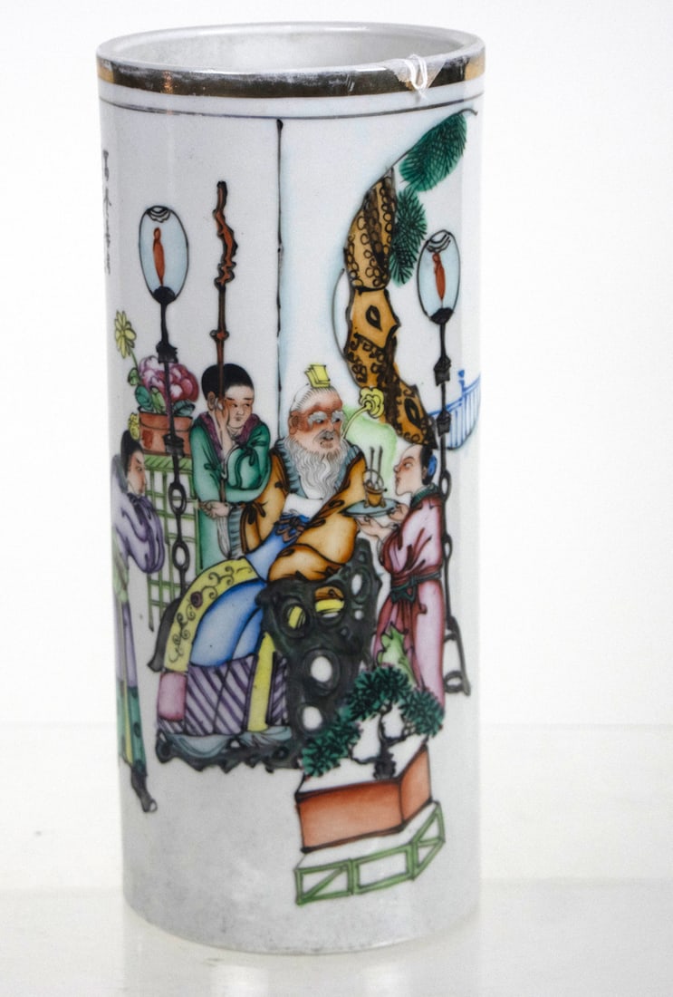 A Chinese famille rose hat stand (1 of 1)