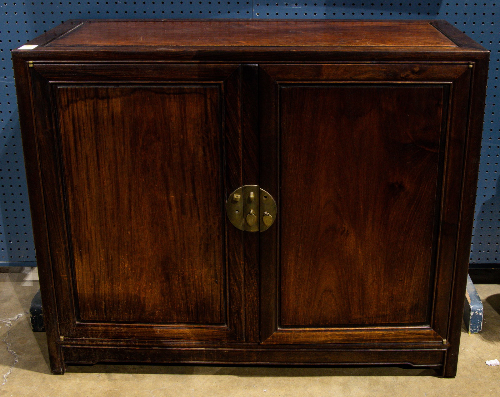 A Chinese hardwood cabinet (1 of 1)