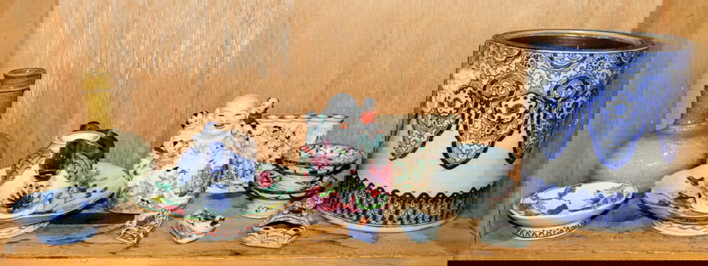 A shelf of Chinese and Japanese ceramic objects (1 of 1)