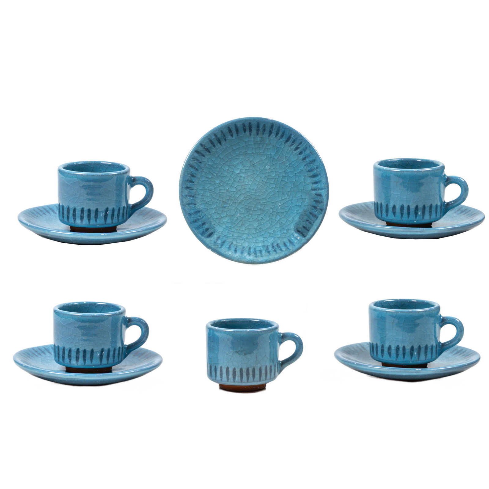 A Shelf of Japanese imari articles: A Shelf of Japanese imari articles. 11.5" widest.