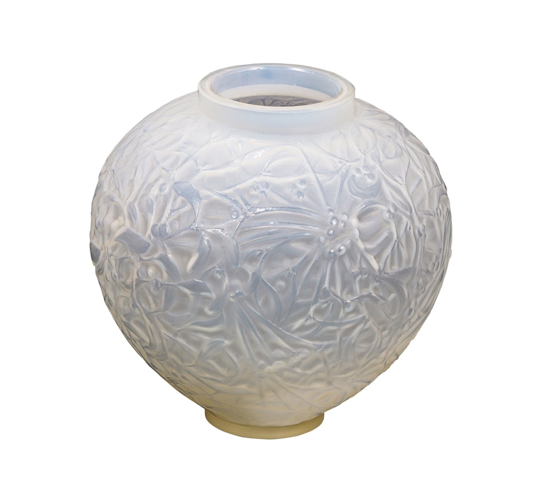 An R. Lalique opalescent glass Gui vase (1 of 4)