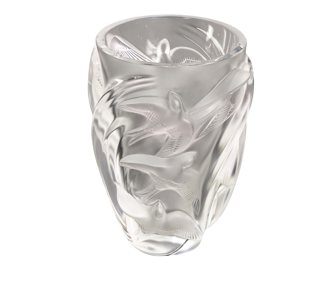 A Lalique glass Martinets vase (1 of 4)