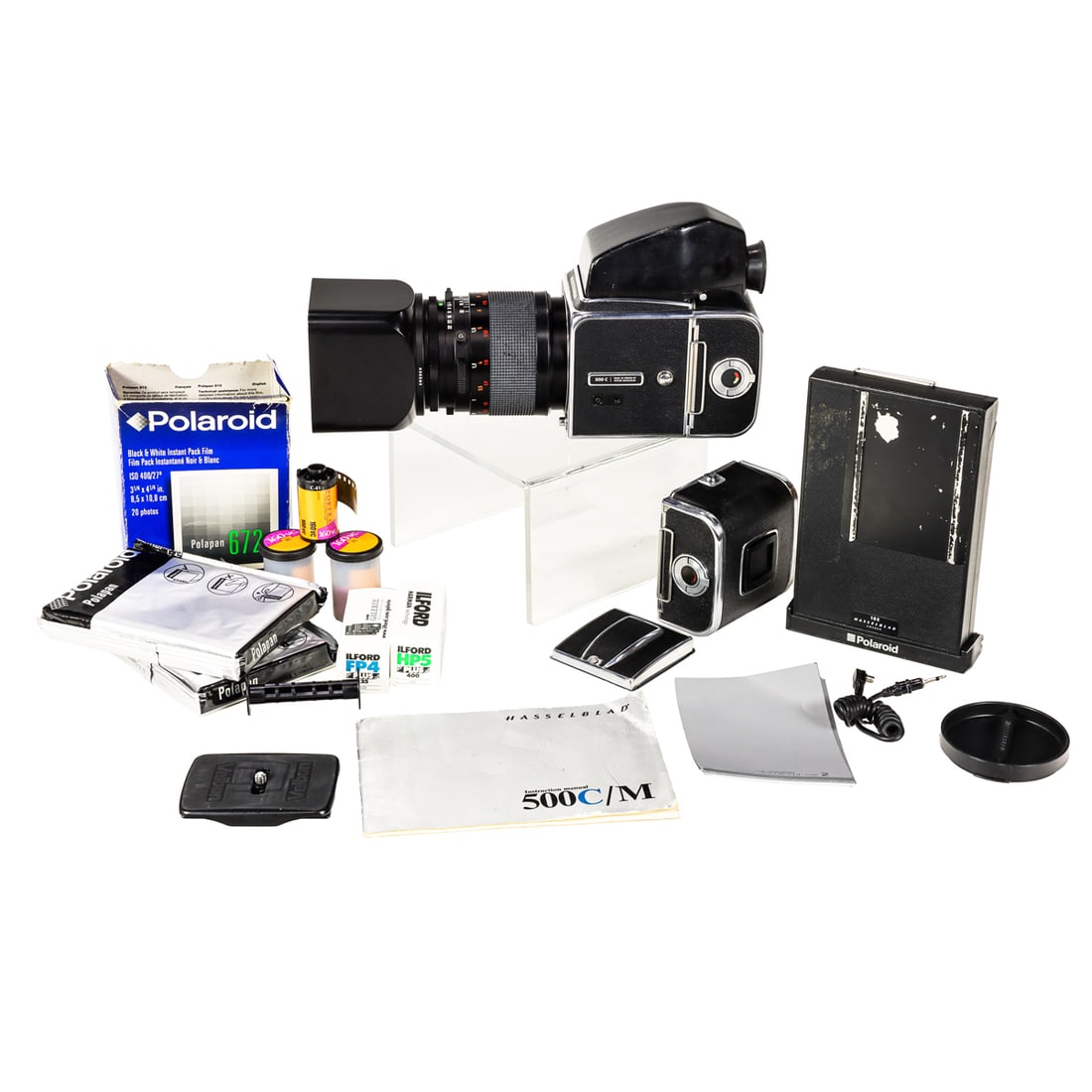 A Hasselblad camera and a Carl Zeiss lens (1 of 7)